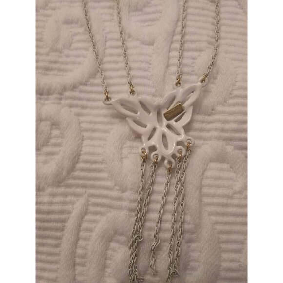 Vtg Crown Trifari Necklace white enamel on metal tassel butterfly floral READ - Picture 11 of 12